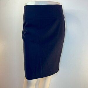 ELLEN TRACY Women's Core Navy Straight Skirt - Size 2 - NWT $49.95